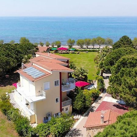 كيوبارِسِيا Irida Beach Resort Suites المظهر الخارجي الصورة