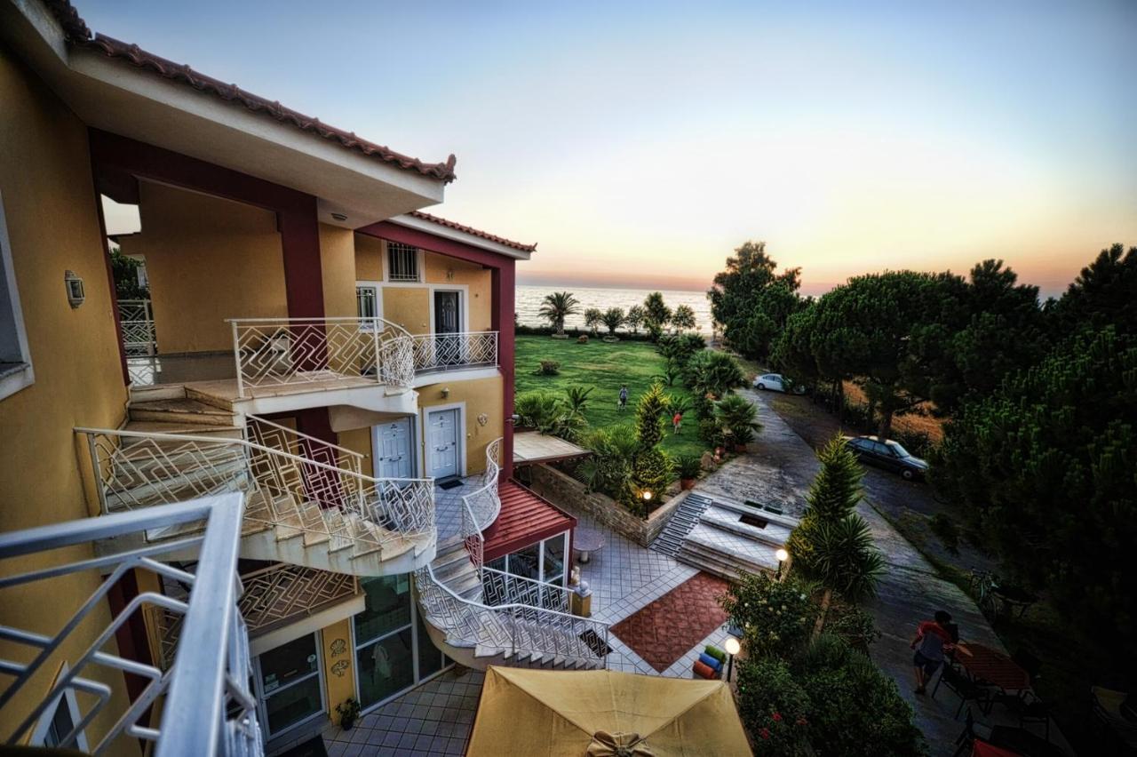 كيوبارِسِيا Irida Beach Resort Suites المظهر الخارجي الصورة