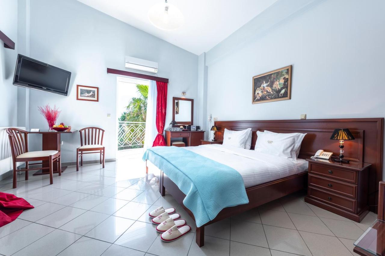 كيوبارِسِيا Irida Beach Resort Suites المظهر الخارجي الصورة