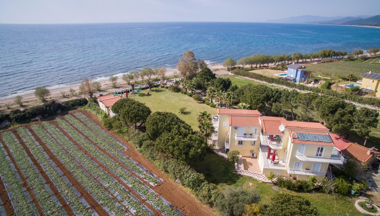 كيوبارِسِيا Irida Beach Resort Suites المظهر الخارجي الصورة