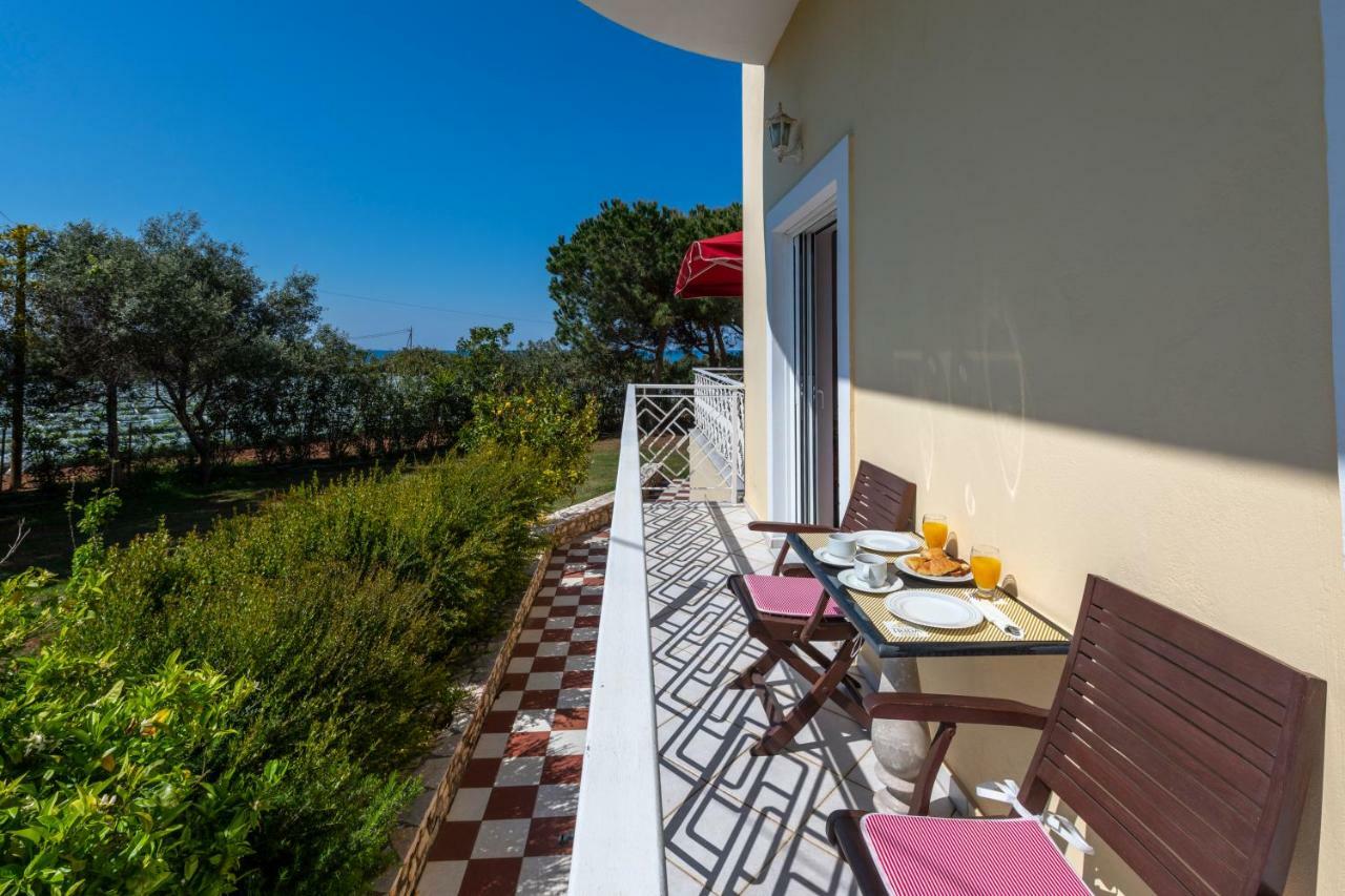 كيوبارِسِيا Irida Beach Resort Suites المظهر الخارجي الصورة